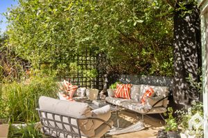 Photo 19- click for photo gallery